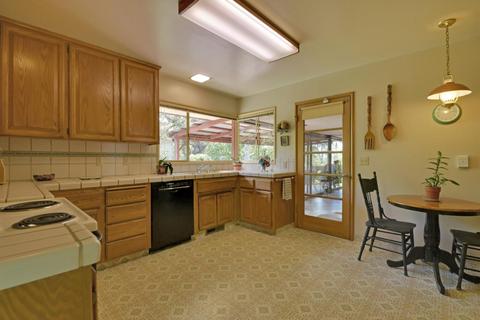 2837 Bennett Dr, Placerville, CA 95667 photo 3