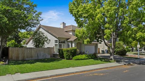 710 Larkspur Dr, Tracy, CA 95376 photo 3