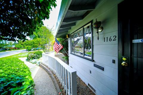 1162 Mcclaren Dr, Carmichael, CA 95608 photo 1