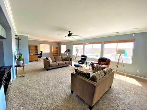 1330 Daisy Dr, Patterson, CA 95363 photo 4