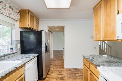 3837 Olivebranch Ln, Carmichael, CA 95608 photo 9