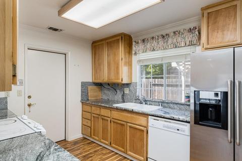 3837 Olivebranch Ln, Carmichael, CA 95608 photo 8