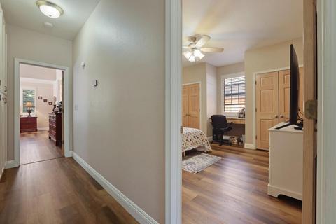 1039 Geneva Ln, Lodi, CA 95242 photo 27