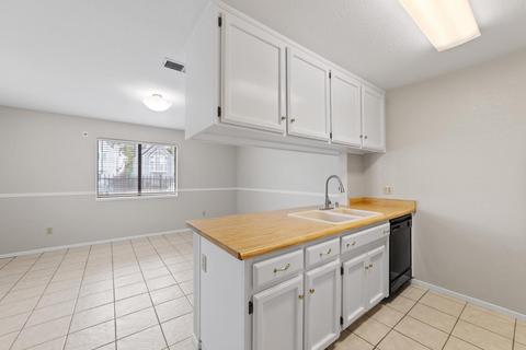 422 Benjamin Pl, Manteca, CA 95337 photo 6