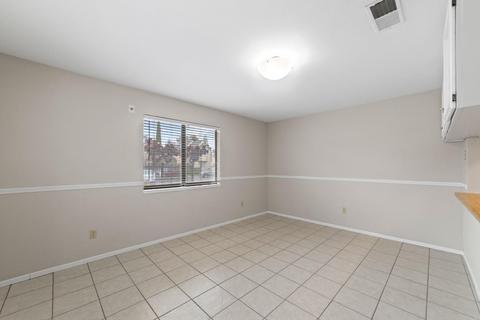 422 Benjamin Pl, Manteca, CA 95337 photo 9