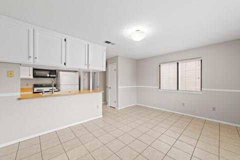 422 Benjamin Pl, Manteca, CA 95337 photo 8