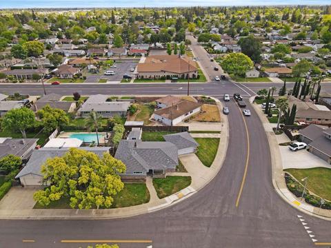 1020 Edgewood, Lodi, CA 95240 photo 5