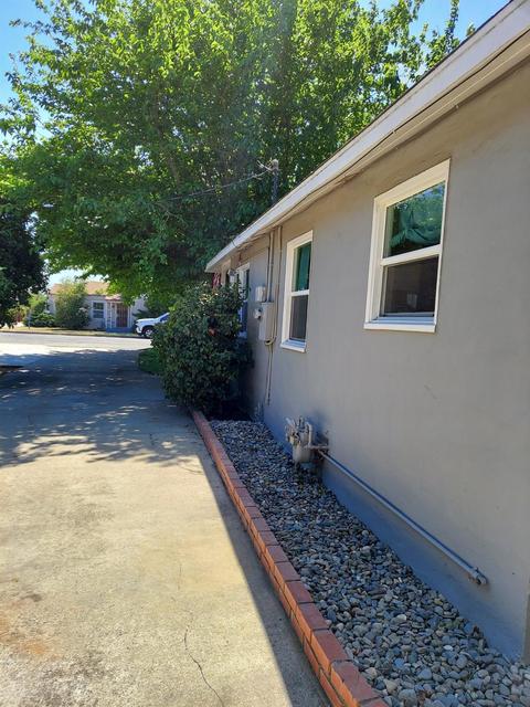 1057 Park St, Turlock, CA 95380 photo 6