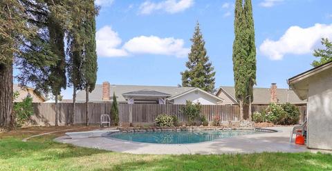 417 Ward Ct, Manteca, CA 95336 photo 4