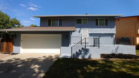 512 S Emerald Ave, Modesto, CA 95351 photo 1