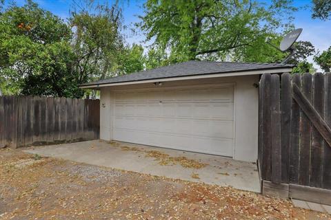 1018 Wellesley Ave, Modesto, CA 95350 photo 46