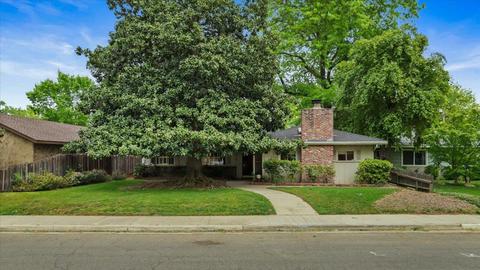 1018 Wellesley Ave, Modesto, CA 95350 photo 2