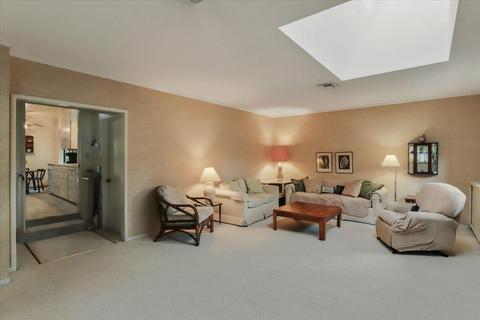 1018 Wellesley Ave, Modesto, CA 95350 photo 12