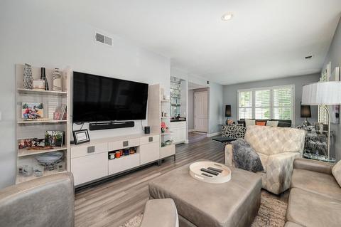 1625 Arden Bluffs Ln, Carmichael, CA 95608 photo 11
