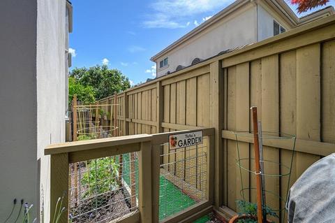 1625 Arden Bluffs Ln, Carmichael, CA 95608 photo 48