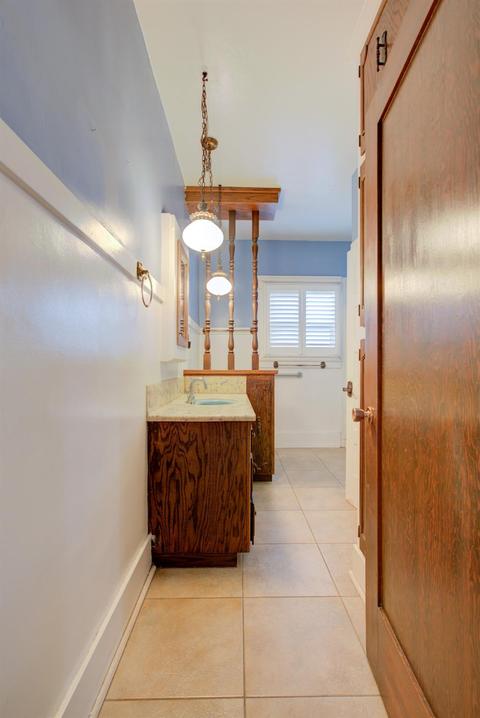 225 Poplar, Manteca, CA 95336 photo 23