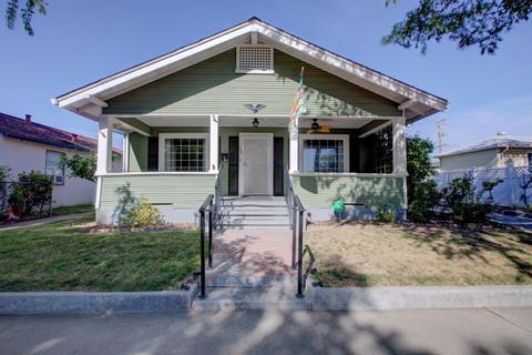 225 Poplar, Manteca, CA 95336 photo 1