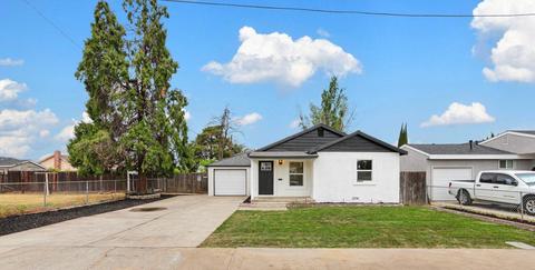 633 Joaquin St, Manteca, CA 95337 photo 2