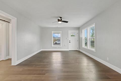 633 Joaquin St, Manteca, CA 95337 photo 9