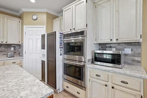 2577 Hepworth Dr, Davis, CA 95618 photo 18