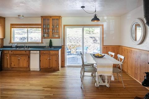 14566 Talking Pines Rd, Grass Valley, CA 95945 photo 10