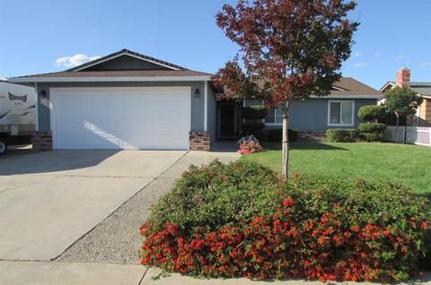 1525 Georgetown Ave, Turlock, CA 95382 photo 3