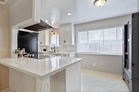 1109 Heidi Ave, Modesto, CA 95350 photo 11