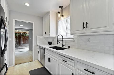 1109 Heidi Ave, Modesto, CA 95350 photo 9