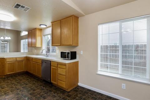 1725 Via Milano, Gustine, CA 95322 photo 16