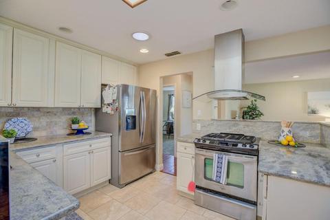 5720 Parkoaks Dr, Carmichael, CA 95608 photo 11