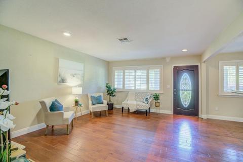 5720 Parkoaks Dr, Carmichael, CA 95608 photo 5