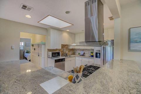 5720 Parkoaks Dr, Carmichael, CA 95608 photo 10