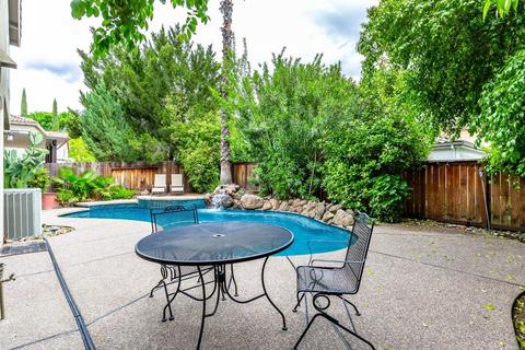 4859 Blaydon Rd, Rocklin, CA 95765 photo 3