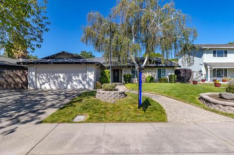 3605 Carson Oak Dr, Modesto, CA 95355 photo 2
