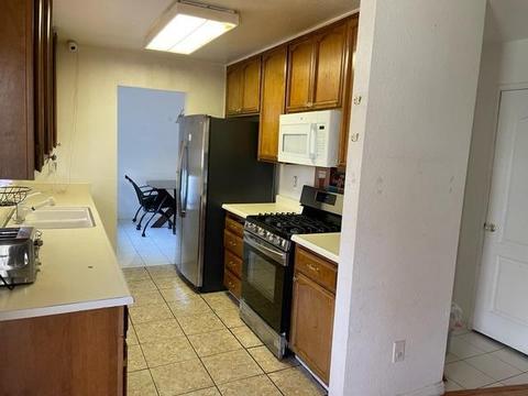 1613 Dalby Ct, Modesto, CA 95358 photo 9