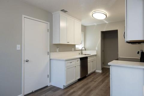 925 Tahoe Dr, Modesto, CA 95350 photo 13