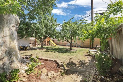 420 Olive Ct, Lodi, CA 95240 photo 28
