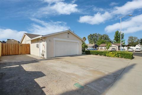 672 Argonaut St, Manteca, CA 95336 photo 4