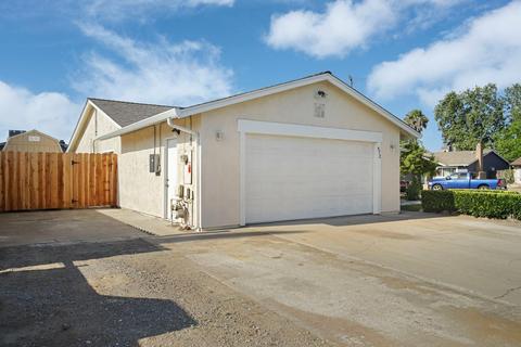 672 Argonaut St, Manteca, CA 95336 photo 5