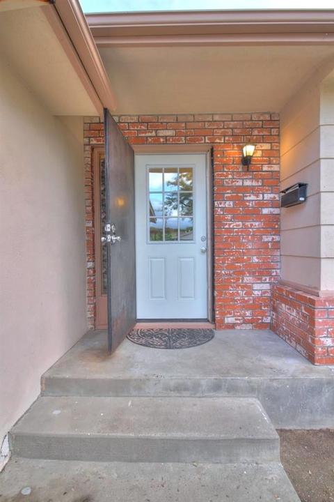 1118 Alameda Dr, Modesto, CA 95351 photo 6