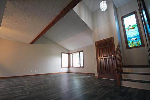 2109 Quebec Ct, Modesto, CA 95356 photo 4