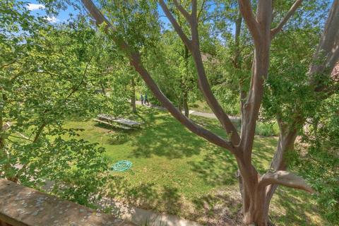 2426 Westernesse Rd, Davis, CA 95616 photo 16