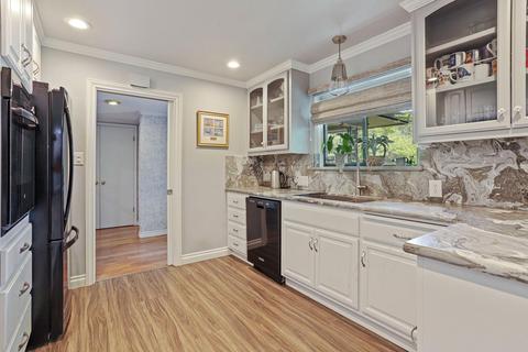 829 S Mills Ave, Lodi, CA 95242 photo 22
