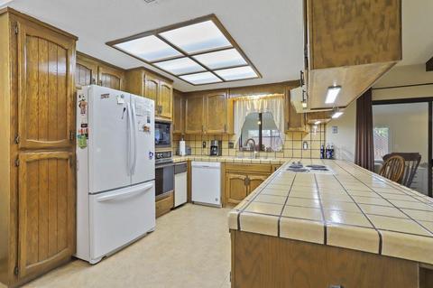 1017 Zinfandel Pl, Modesto, CA 95351 photo 13