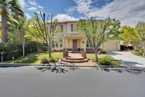 7465 Aberdeen Ct, Gilroy, CA 95020 photo 3