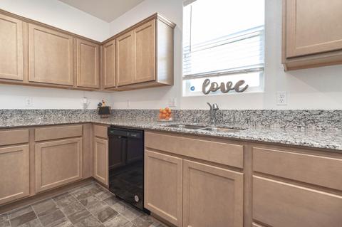 153 Trevor, Merced, CA 95341 photo 14