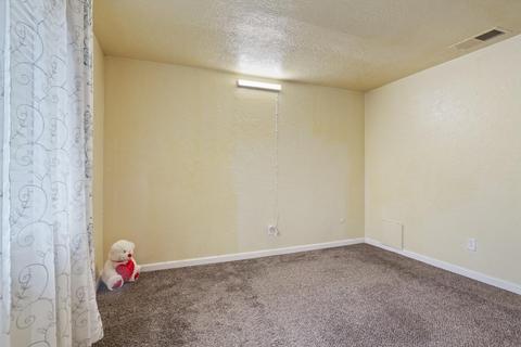 348 Wayside Dr, Turlock, CA 95380 photo 23