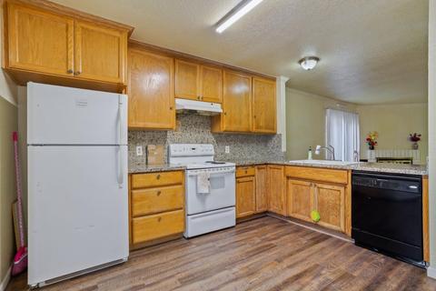 348 Wayside Dr, Turlock, CA 95380 photo 14