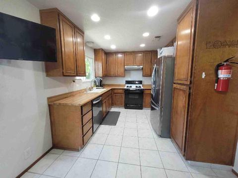 3405 Janeen Way, Modesto, CA 95356 photo 5