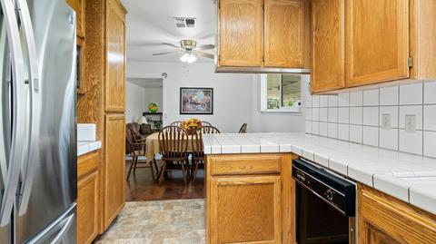 560 Maxwell Ln, Lathrop, CA 95330 photo 17
